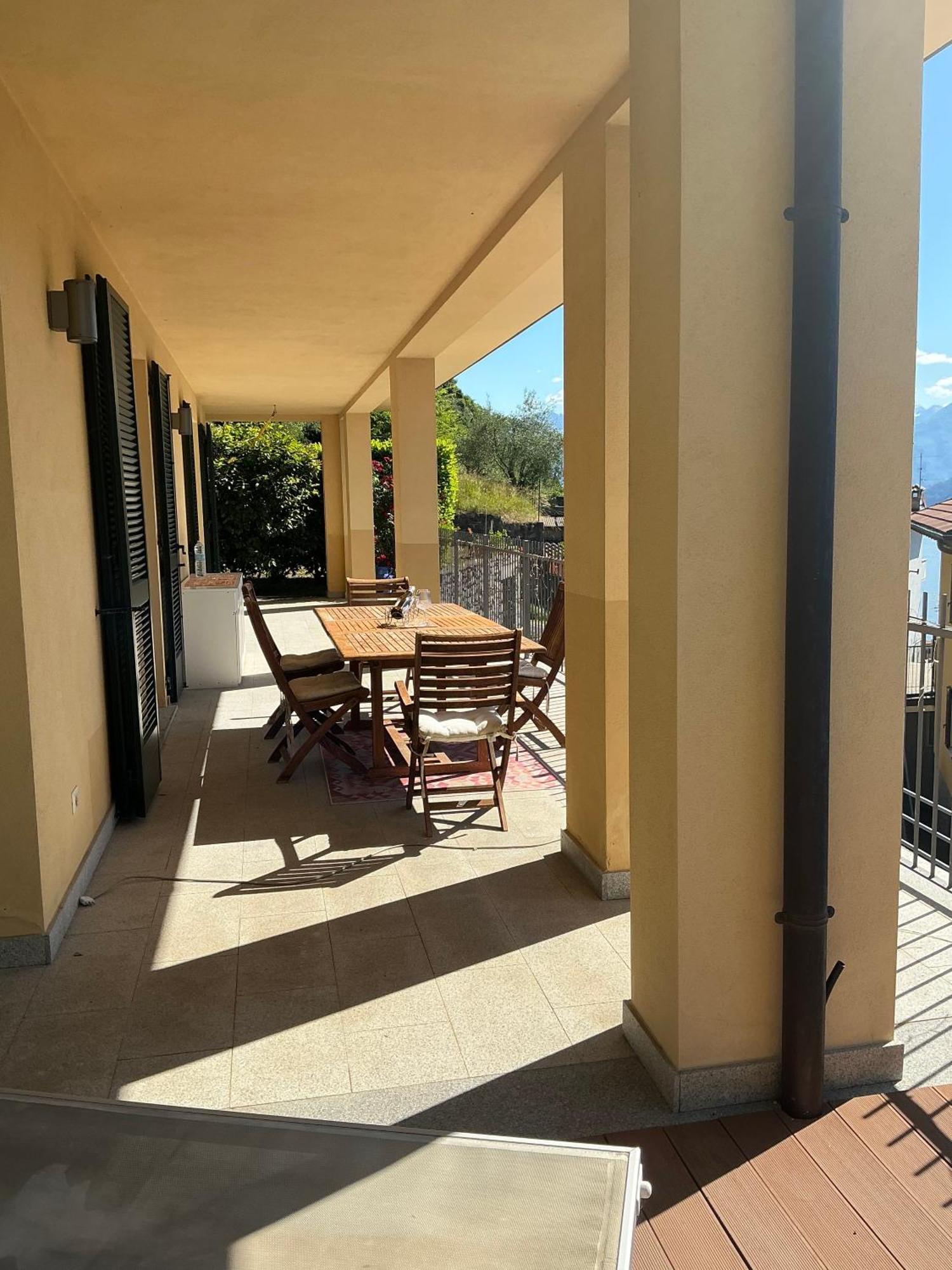 Colonno Panoramica Lago Di Como Buitenkant foto